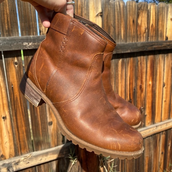 Timberland Boots - Picture 1 of 5